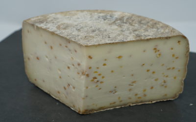 Tomme de chèvre à la coriandre